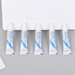 False eyelash glue and tweezers set, gentle and non-irritating, invisible and easy to remove, hypoallergenic eyelash glue 4g/1 piece